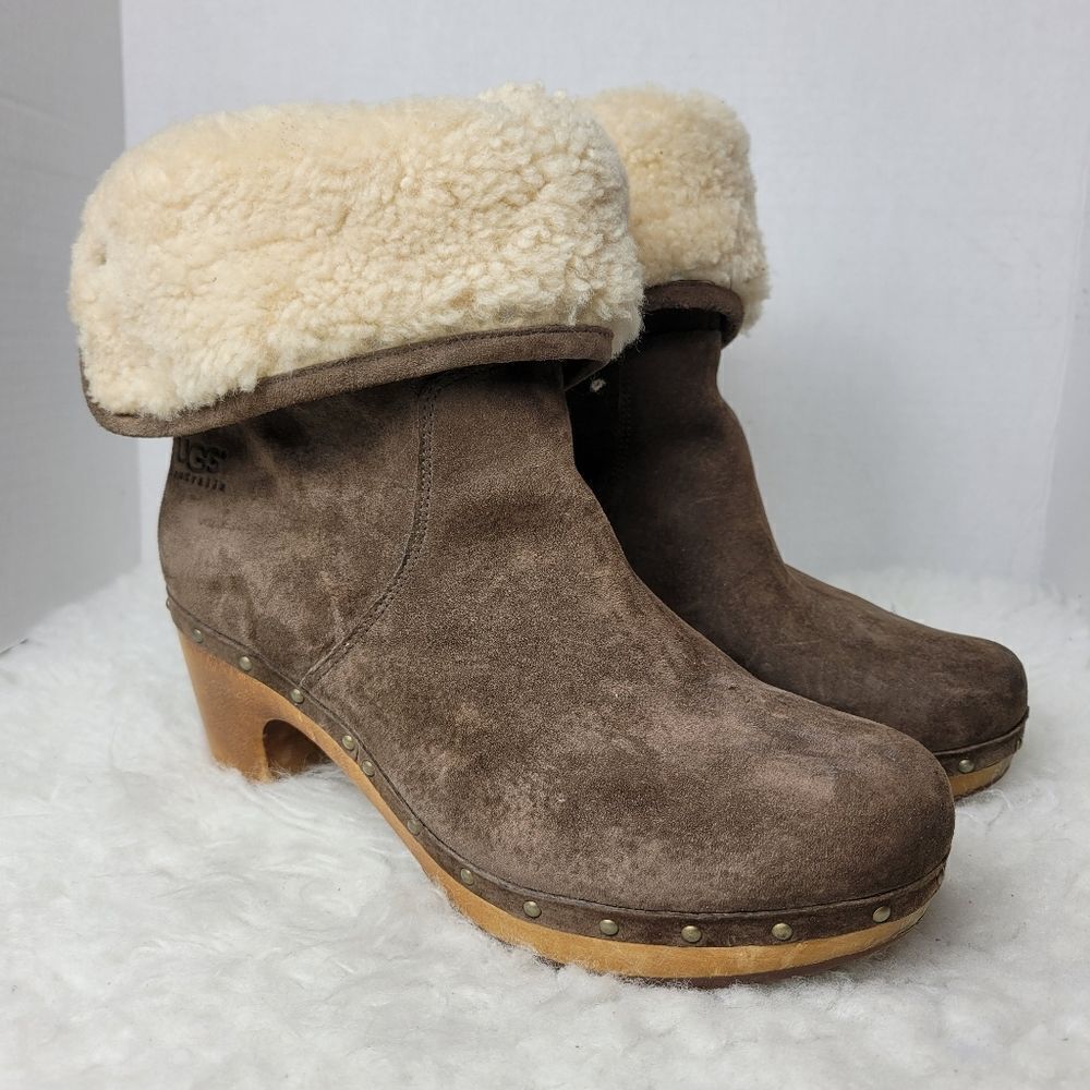 UGG Lynnae ll Womens Bottie Size 9 Fur-Lined Brown Studded  Fold Over Shoes